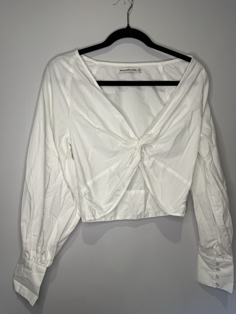 Abercrombie & Fitch Blouse Womens XSmall White Long Sleeve V Neck Twist Crop Top